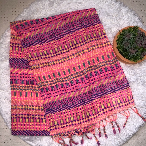 aerie Accessories - Aerie Pink Tribal Print Design Fringe Thin Scarf